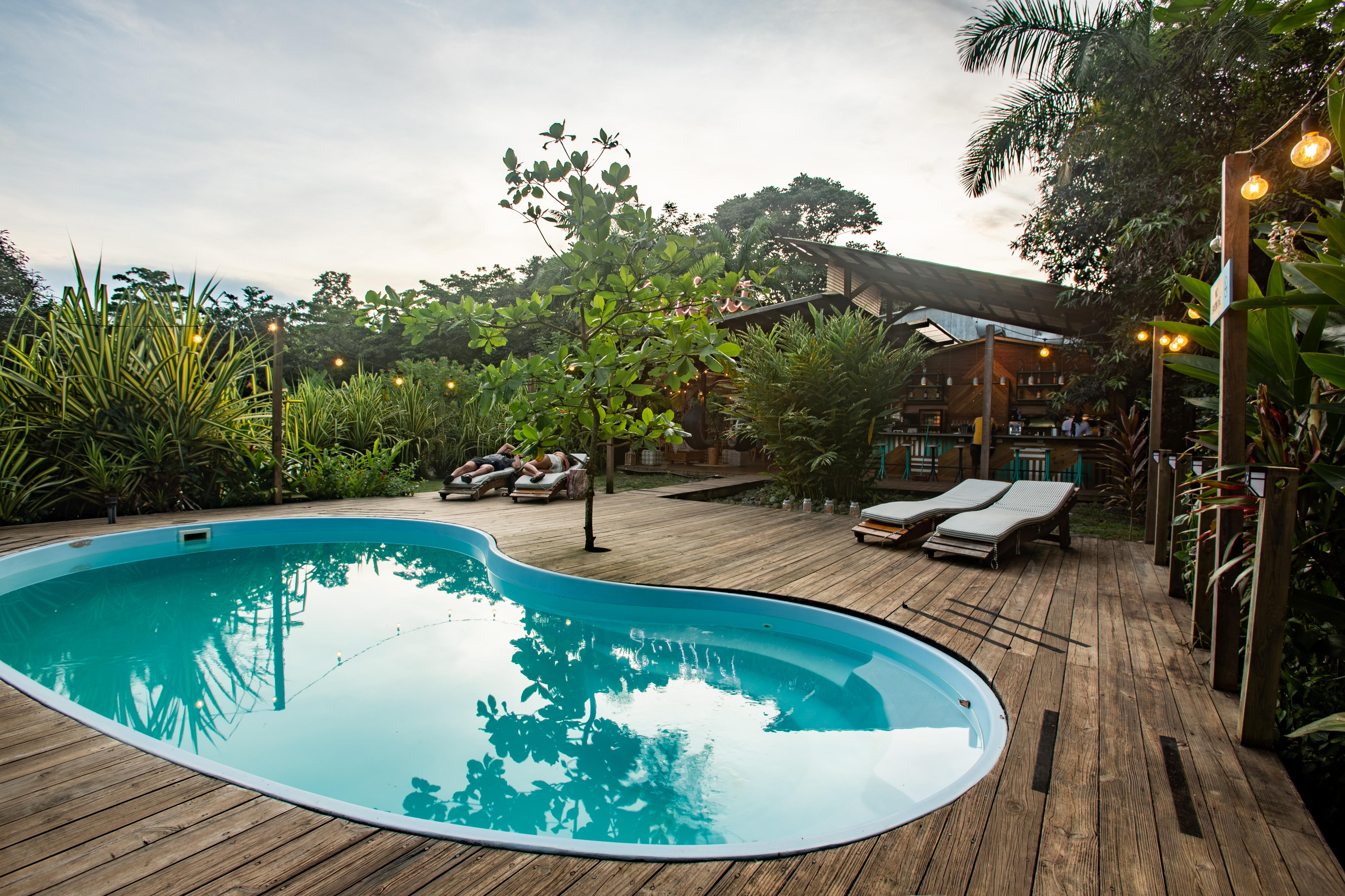 Socialtel Red Frog Hotel